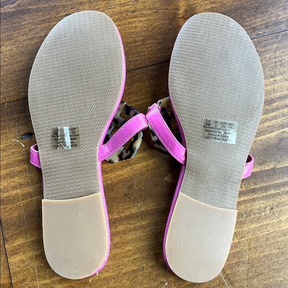J. McLaughlin NWOT Lucy Flip flops Sz 8 - Picture 7 of 8